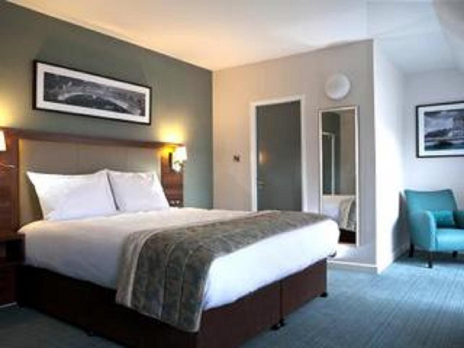 Leonardo Hotel Dublin Christchurch - Formerly Jurys Inn Bagian luar foto